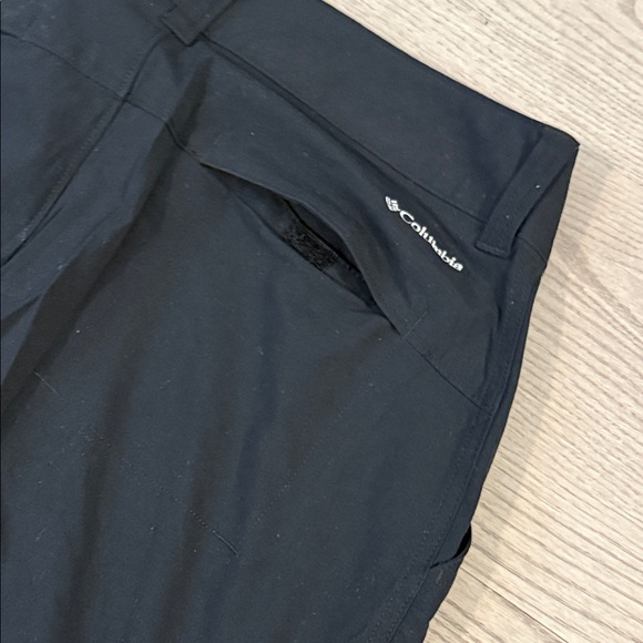 Columbia Women's Black Pants - Picture 13 of 16